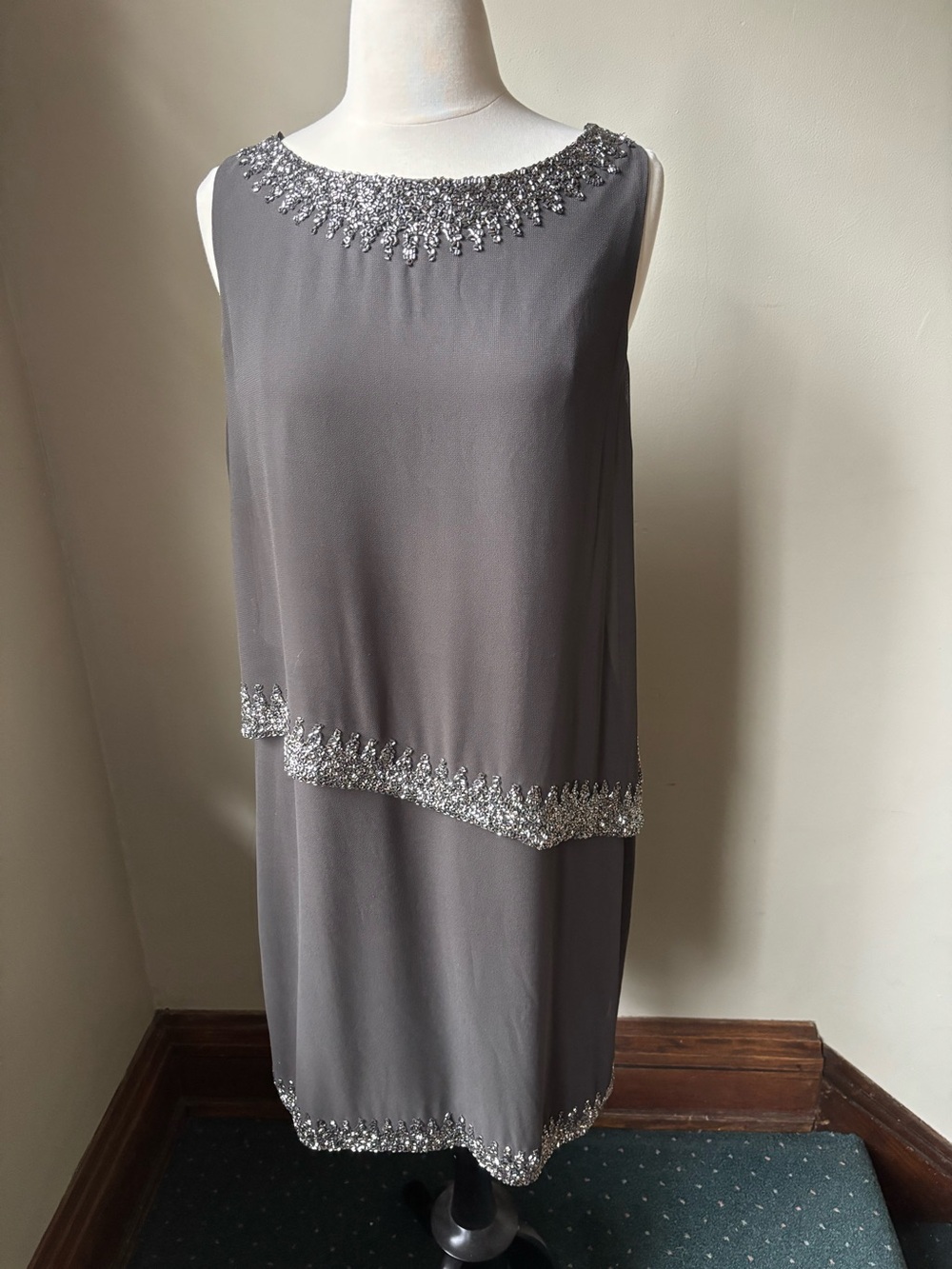 Jkara Embellished Gray/purple 
 Sleeveless Beaded Shift Dress. Pullover